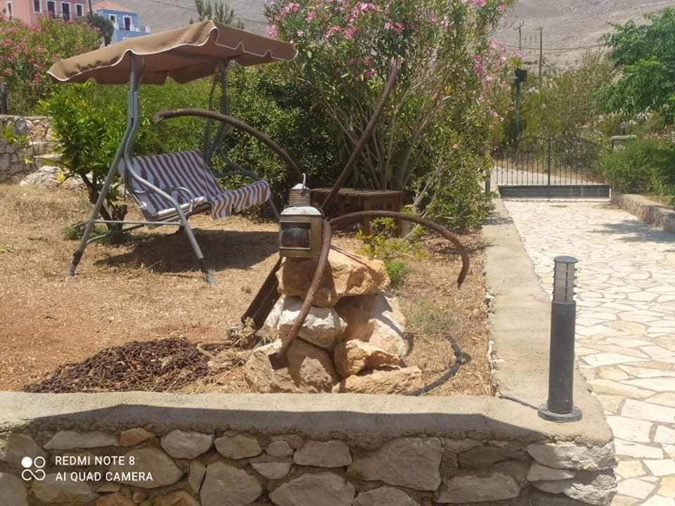 Kalypso Apartment Chalki Town Habitación foto