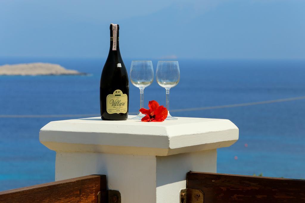 Kalypso Apartment Chalki Town Habitación foto